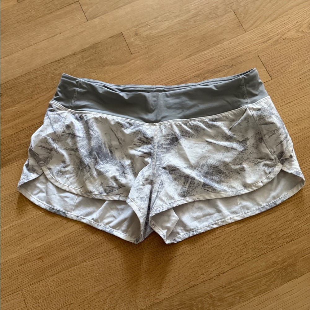 lululemon Speed shorts 2.5”